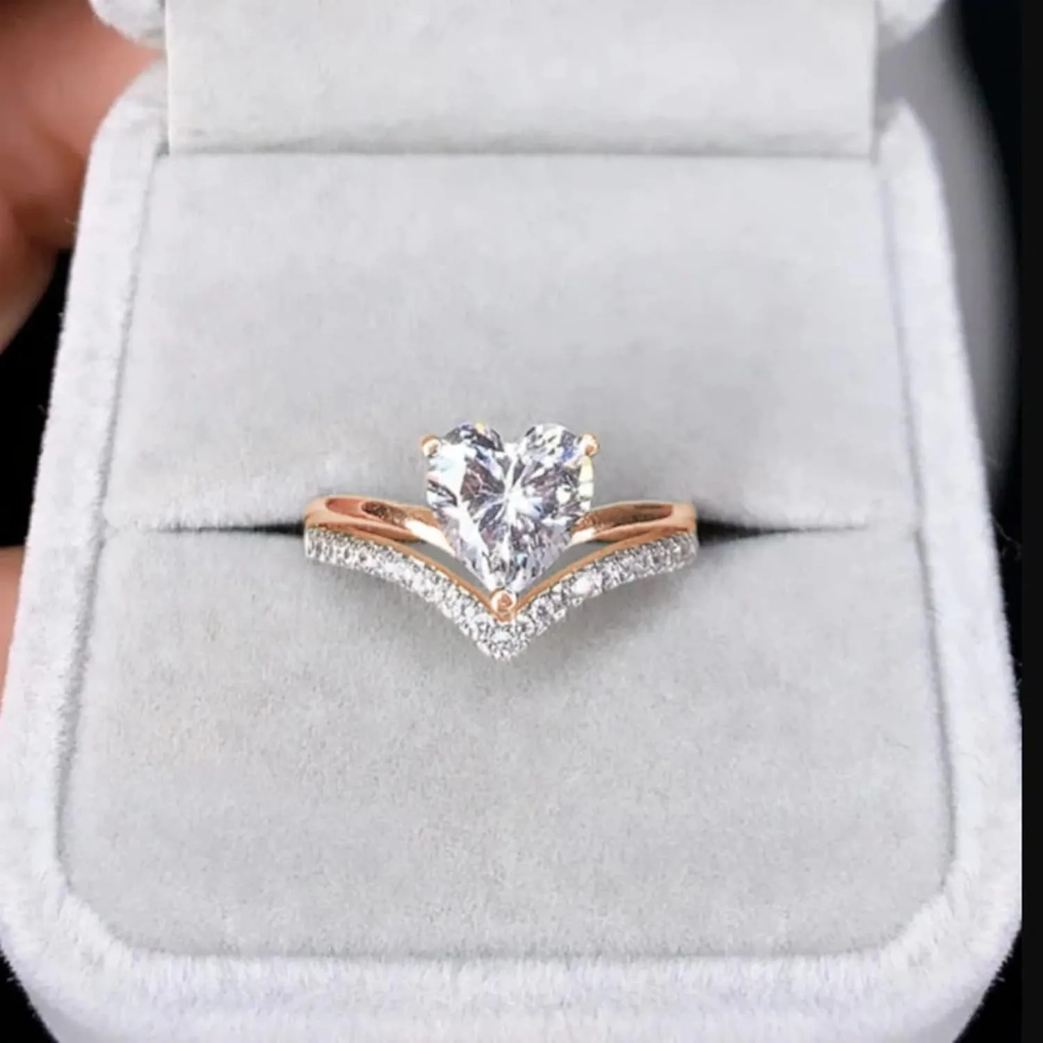 925 Sterling Silver Ring for Women,Heart Shaped Rhinestone Wedding Band Premium Cubic Zirconia Engagement Rings Promise Ring