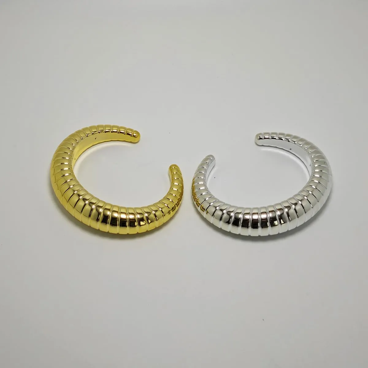 Chunky Gold Bracelets for Women Cuff Open Silver Crystal Stackable Bangle Bracelets Statement Jewelry 3Pcs Set (Gold)