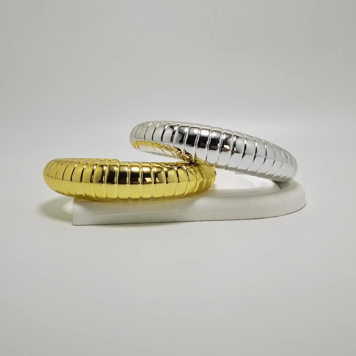 Chunky Gold Bracelets for Women Cuff Open Silver Crystal Stackable Bangle Bracelets Statement Jewelry 3Pcs Set (Gold)