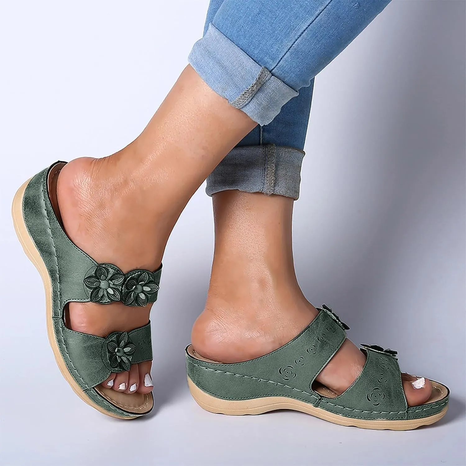 Eduavar Sandals for Women Casual Summer, Orthopedic Sandals for Women Open Toe Low Wedge Slip-on Sandals Beach Slippers