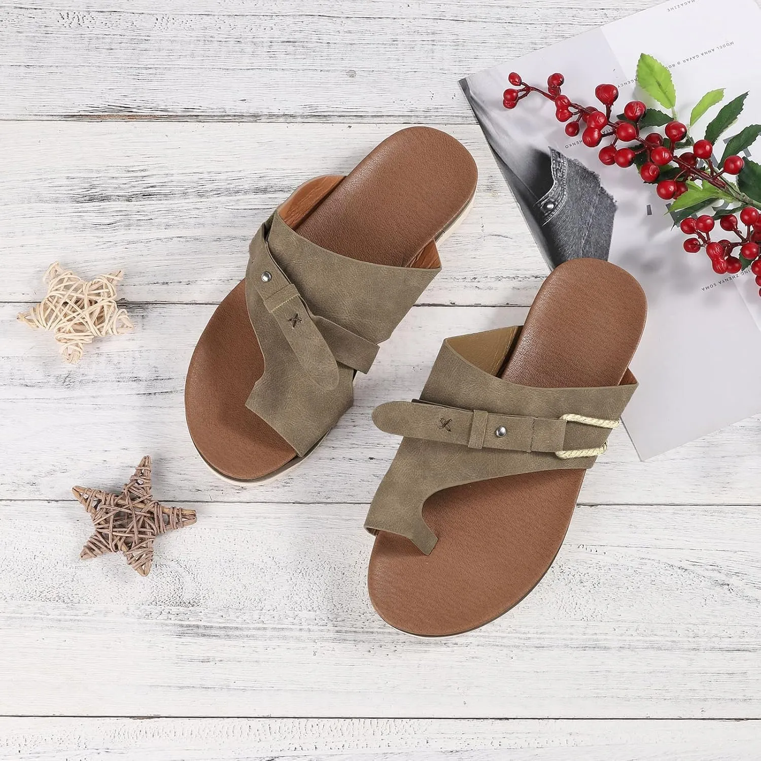Eduavar Sandals for Women Casual Summer, Sandals Women Dressy Summer Flat Leather Ring Toe Flip Flops Comfy Sandals Slippers