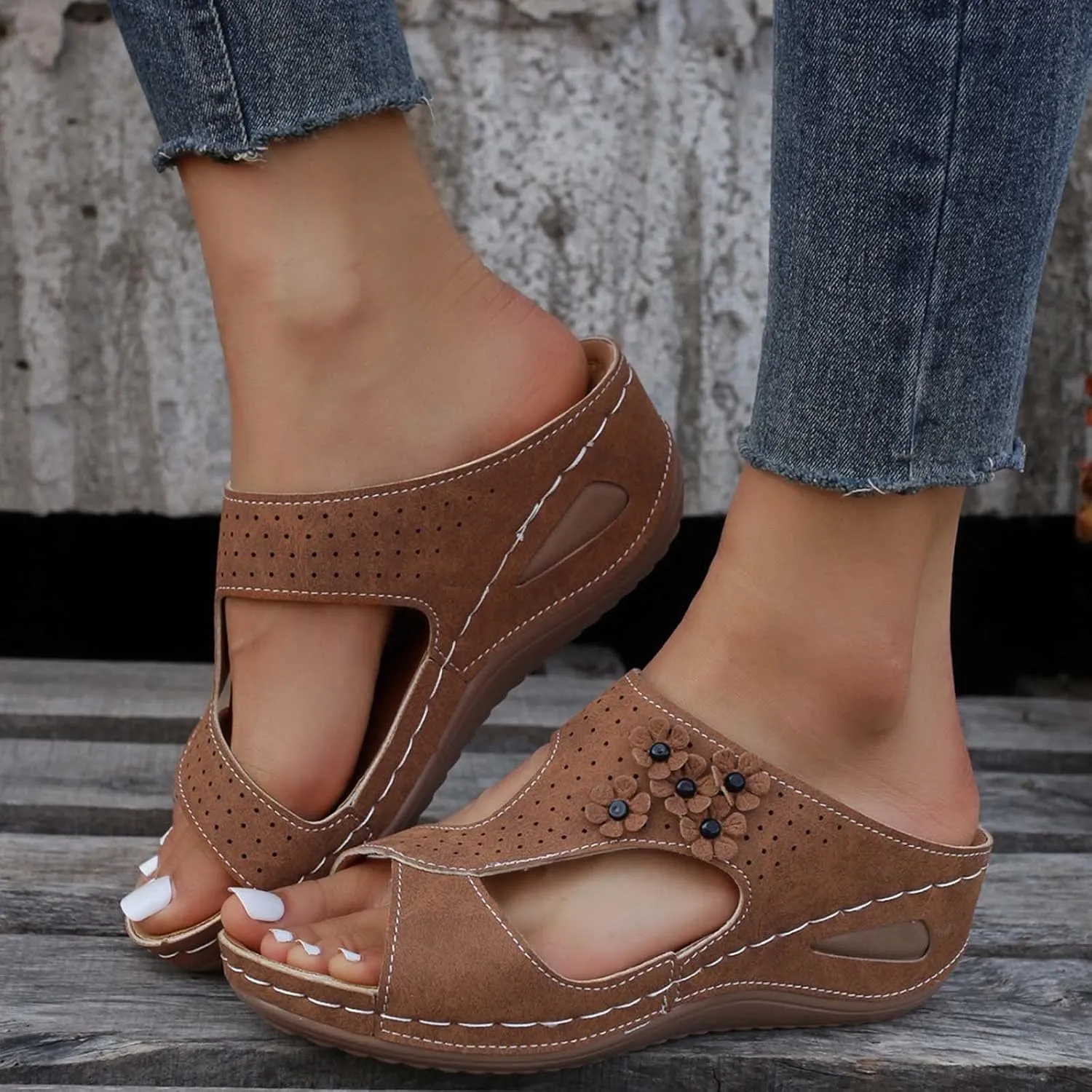 Eduavar Sandals for Women, Sandals Women Fashion Slip On Sandals Comfortable Peep Toe Sandals Summer Walking Shoes