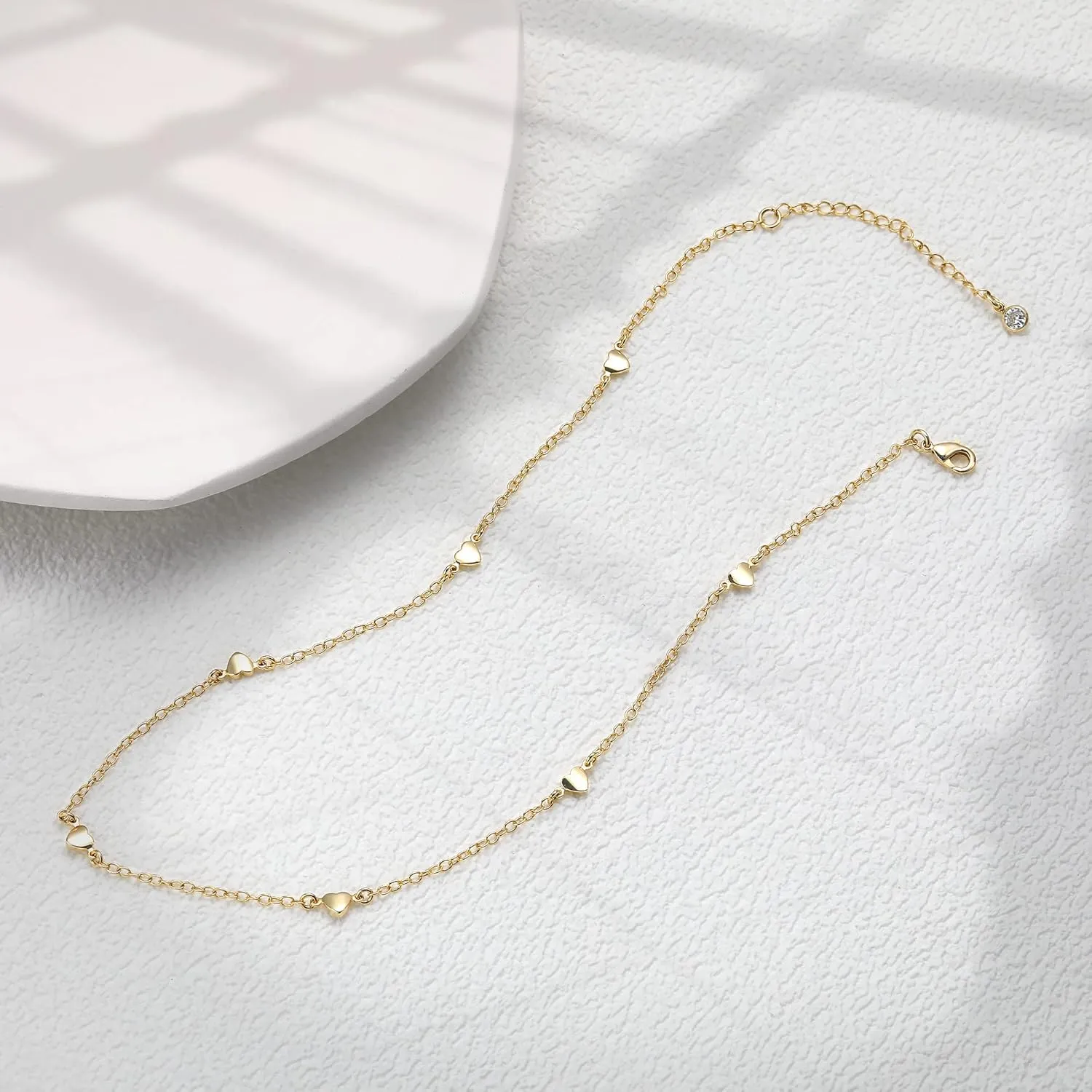 Foxgirl Gold Heart Necklaces for Women 14k Gold Plated Pendant Necklace Simple Cute Necklaces for Women Dainty Layered Choker Necklaces for Women Gold Jewelry for Teen Girls