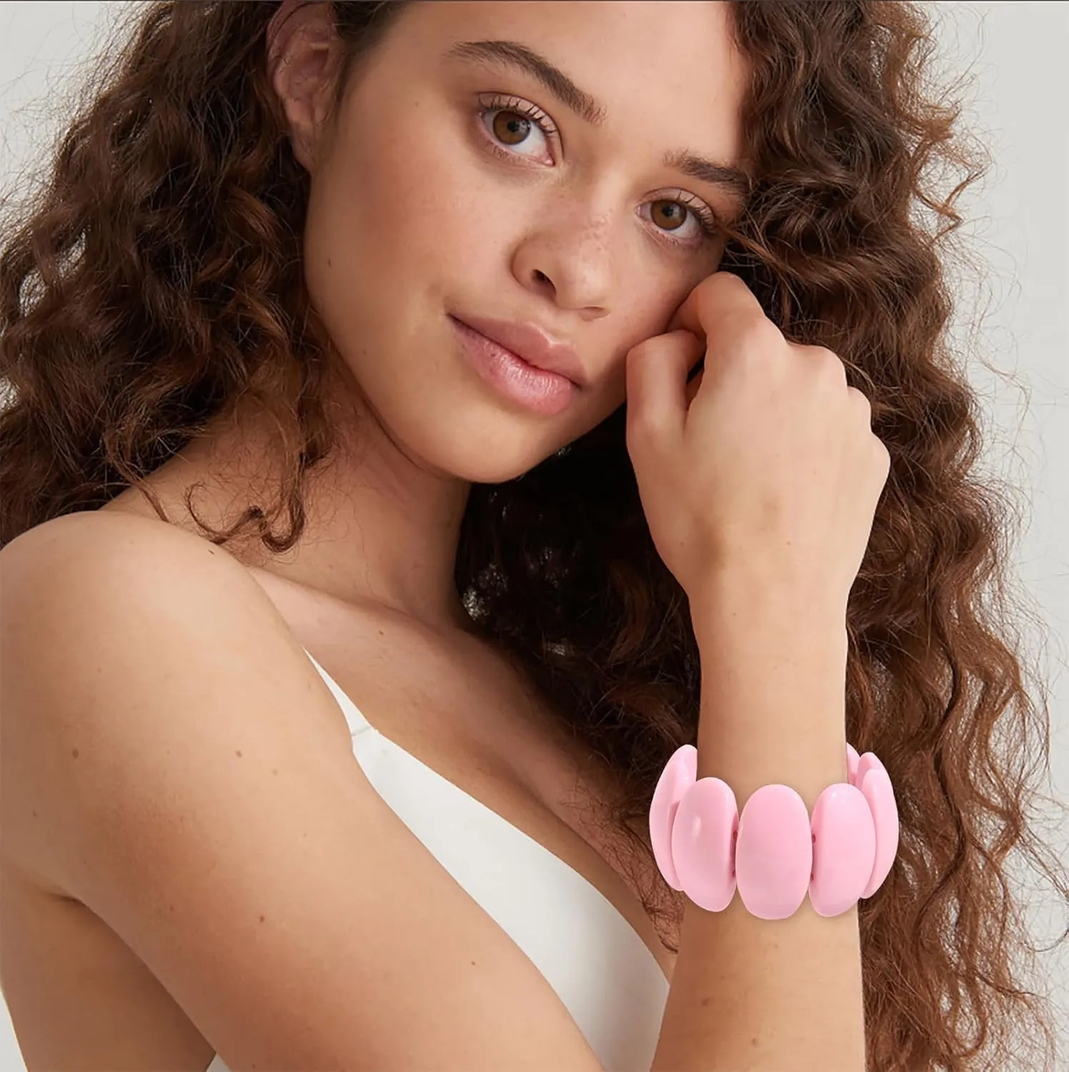 HIIXHC Resin Stretch Bangle Bracelets for Women Acrylic Beads Stretchable Bracelets Wide Irregular Geometric Wristband Summer Beach Jewelry for womens vacation outfits