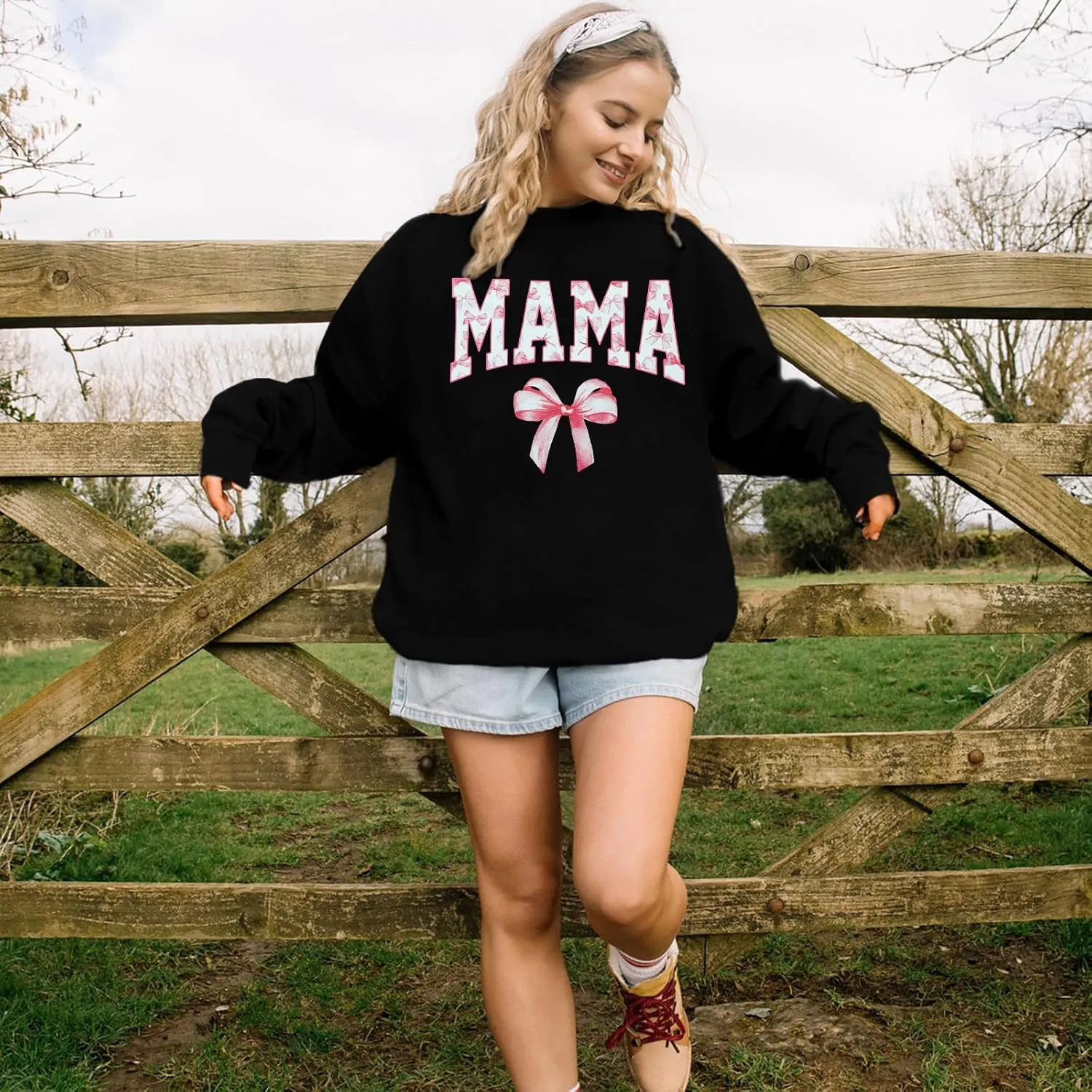Mama Sweatshirt Coquette Sweater Women Bow Sweatshirt Pink Ribbon Sweatshirts Cute Crewneck Long Sleeve Top