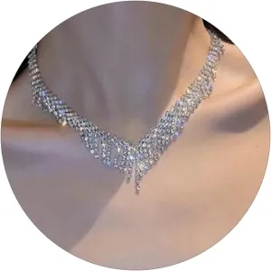 Rhinestone Necklaces for Women Trendy Butterfly Collarbone Necklaces Pearl Charms Necklace Heart Tassel Necklace Jewelry Gifts
