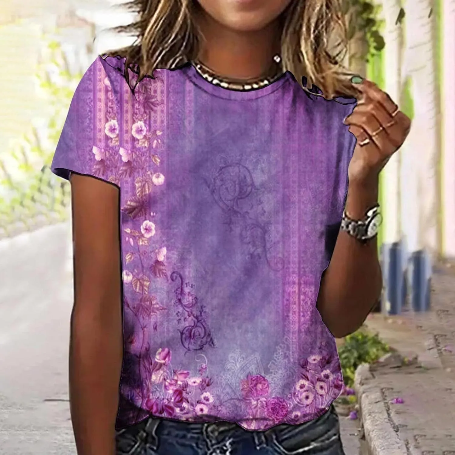 Womens Tops Trendy Summer Casual Retro Flower Printed Top Short Sleeve Crewneck Tees Loose Lightweight T Shirt Blouse